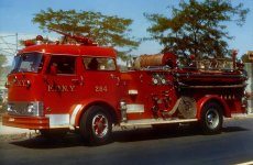 E 2841959 Mack 750 GPM pumper.jpg