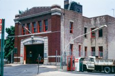 E61 1518 Williamsbridge Rd.jpg