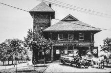 e159 1592 richmond rd.jpg