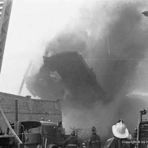 FDNY 4-4 1658 Chester St. & E. N.Y. Ave. Exp. Wall Collapse 10-2-70.jpg