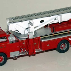 FDNY TL-14 Mack TL with Stang on Cab roof in HO.jpg