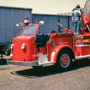 FDNY L-5 ALF 1960s NOTE Multiversal Behind Cab.jpg