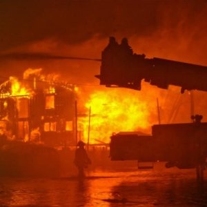 FDNY Breezy Point Qns. 6-6 Hurricane Sandy.jpg