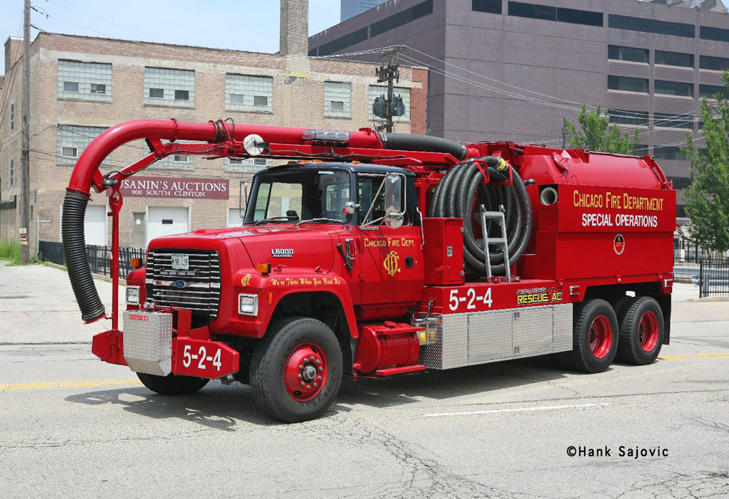 CFD_5-2-4_1994_Ford-L8000_Rescue_Vac_G575-HSA.jpg