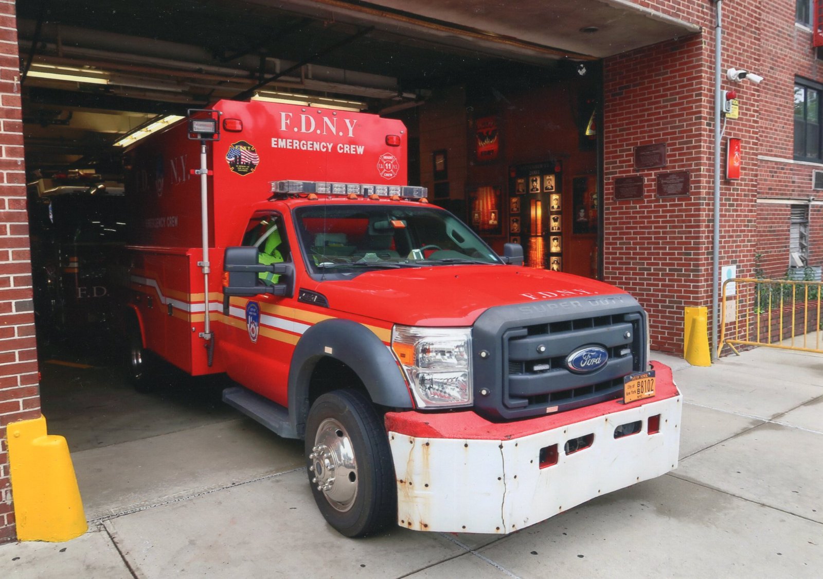 EC11 Houston Street.jpg