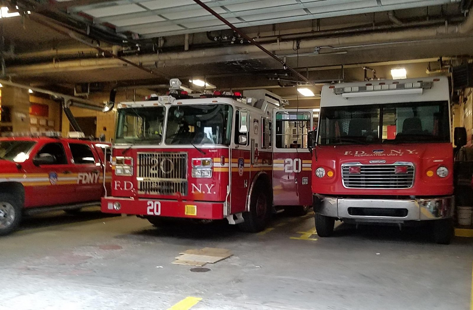 FDNY Div. 1 - L-20 & Rebreather Unit.jpg