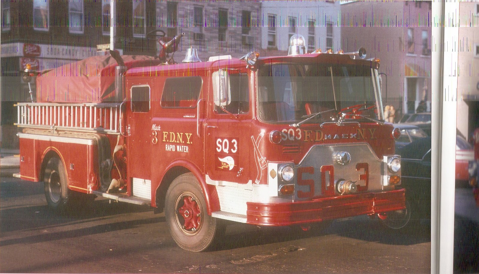 FDNY Sguad 3 Mack.jpg